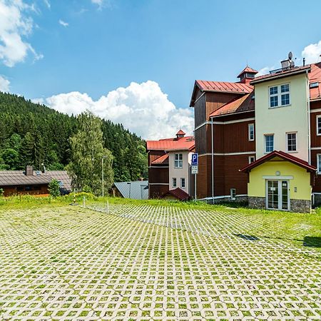 Apartman V Srdci Pece Пец-под-Снежкой Экстерьер фото